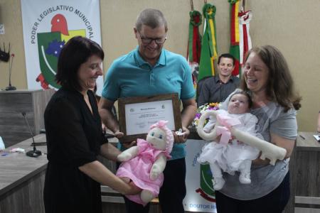 Angelina Salton Biolchi é a Bebe Prefeita 2024